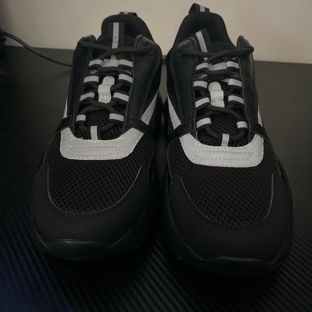 Black and Gray Men's Athletic Shoes